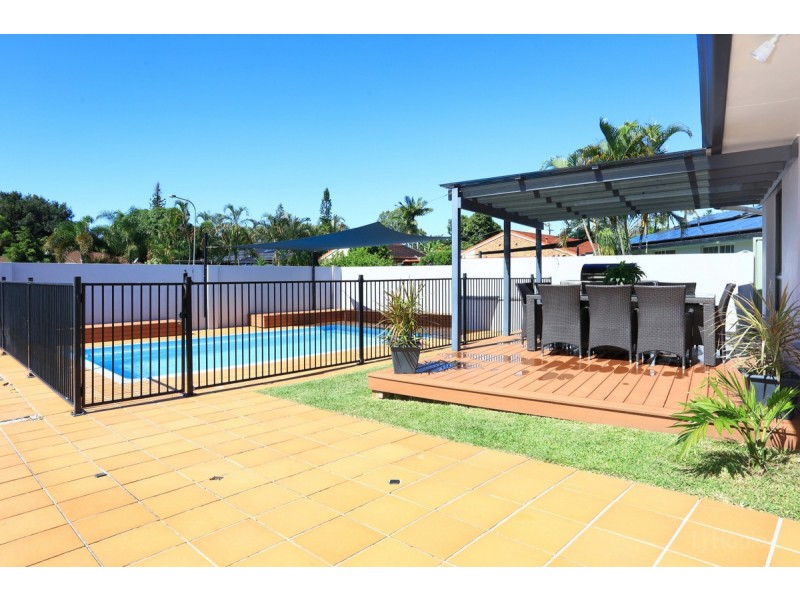3 Pedder Place, Coombabah QLD 4216