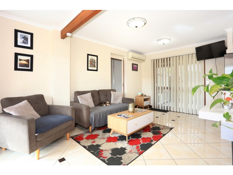 35 Thrush Avenue, Paradise Point QLD 4216