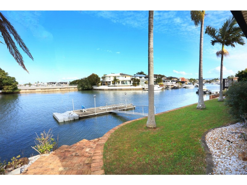 84 Lae Drive, Runaway Bay QLD 4216