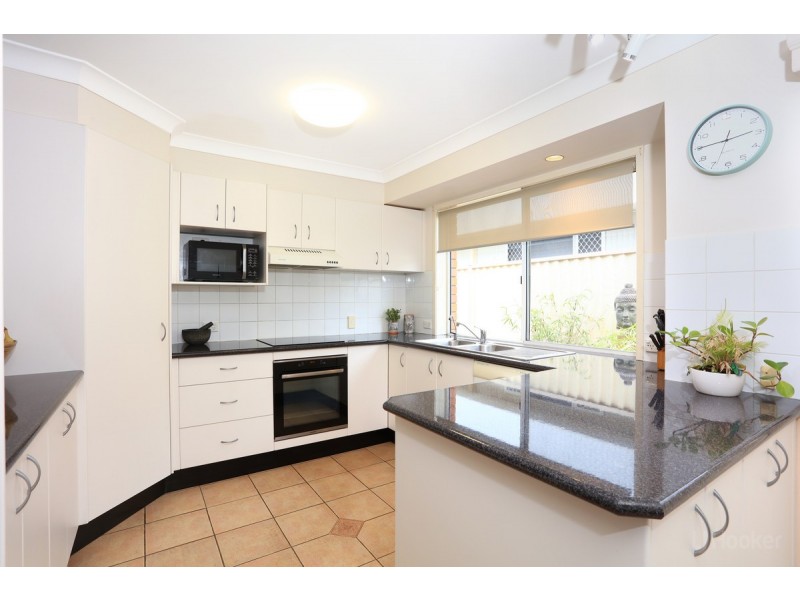 157 Paradise Parade, Hollywell QLD 4216