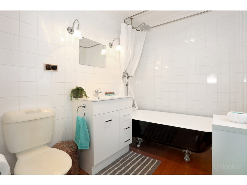 157 Paradise Parade, Hollywell QLD 4216