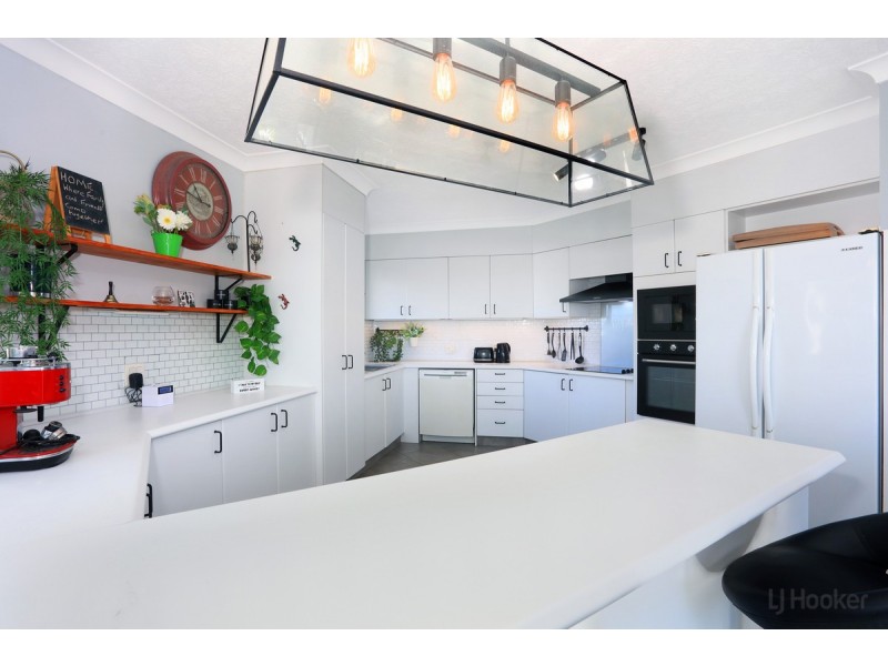 34/41A Broadwater Street, Runaway Bay QLD 4216