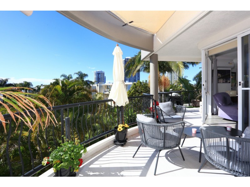 34/41A Broadwater Street, Runaway Bay QLD 4216