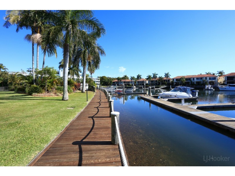 34/41A Broadwater Street, Runaway Bay QLD 4216