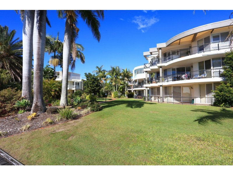 34/41A Broadwater Street, Runaway Bay QLD 4216