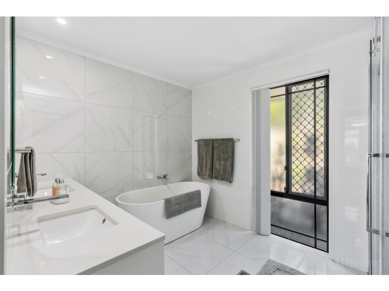 21-23 Birdlife Court, Nerang QLD 4211