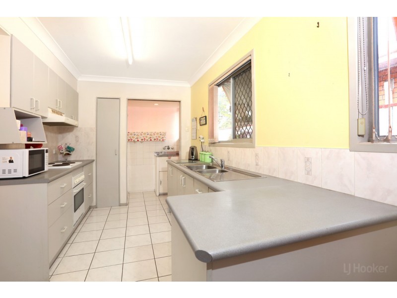 2 Nalkari Street, Coombabah QLD 4216