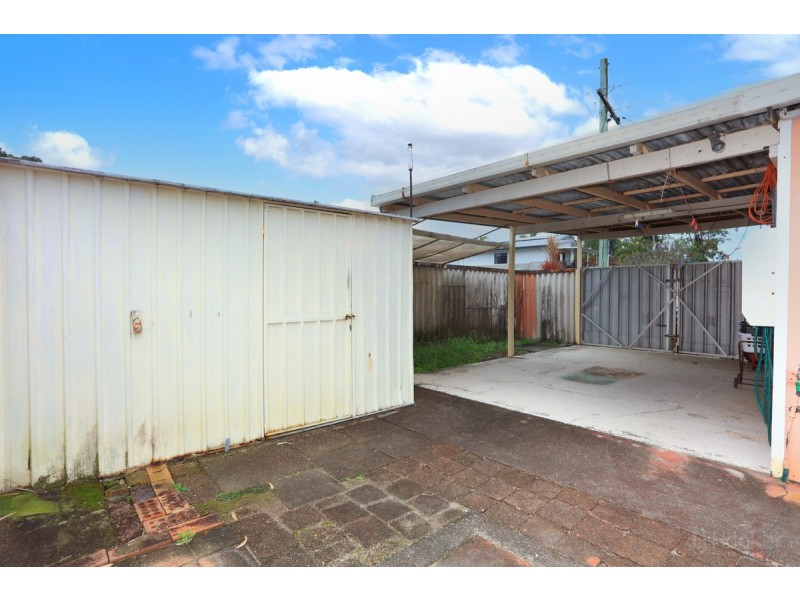 2 Nalkari Street, Coombabah QLD 4216