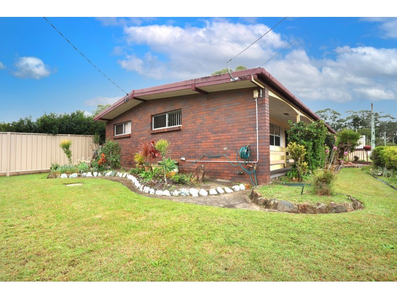 2 Nalkari Street, Coombabah QLD 4216