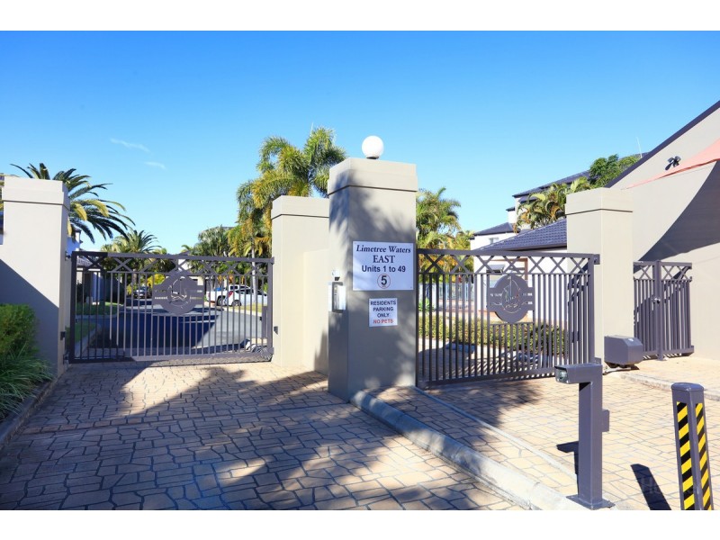 24/82-86 Limetree Parade, Runaway Bay QLD 4216