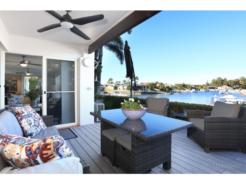 24/82-86 Limetree Parade, Runaway Bay QLD 4216