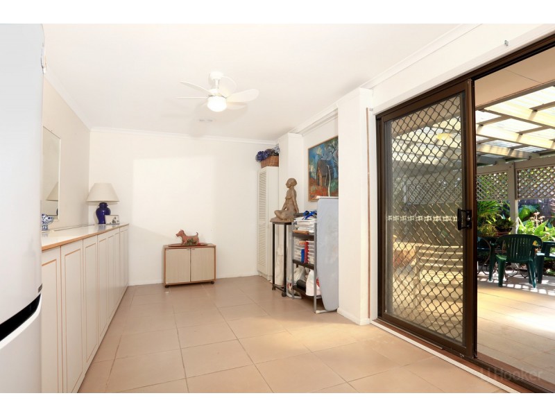 2/49 Morinda Way, Labrador QLD 4215