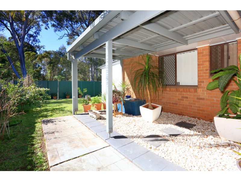 2/49 Morinda Way, Labrador QLD 4215