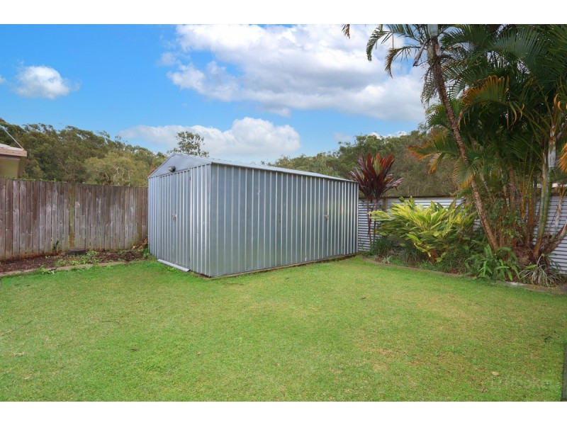 121 Kindra Avenue, Southport QLD 4215