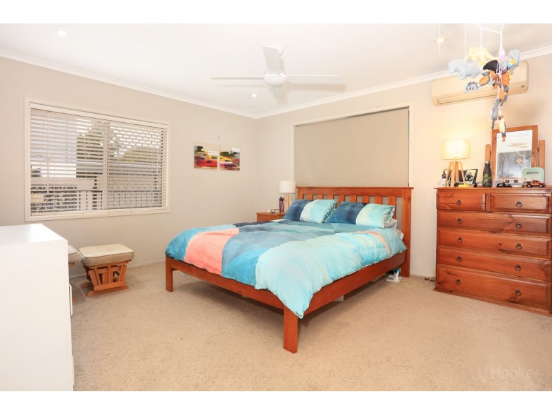 121 Kindra Avenue, Southport QLD 4215