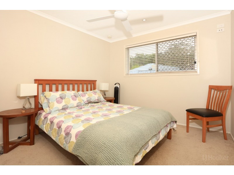 121 Kindra Avenue, Southport QLD 4215