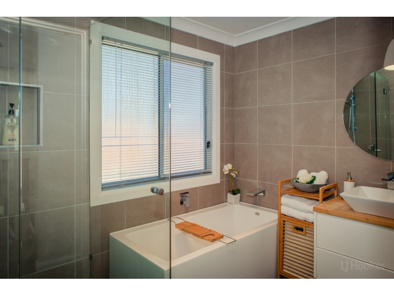 69 The Estuary, Coombabah QLD 4216