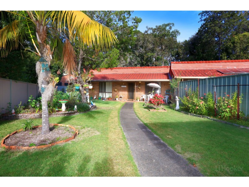 2/16 Eurimbula Court, Paradise Point QLD 4216