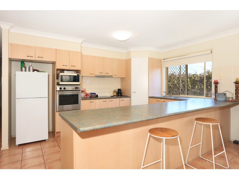 15 The Esplanade, Coombabah QLD 4216