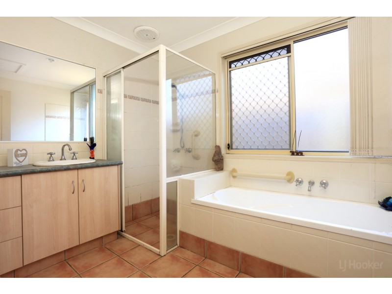 15 The Esplanade, Coombabah QLD 4216