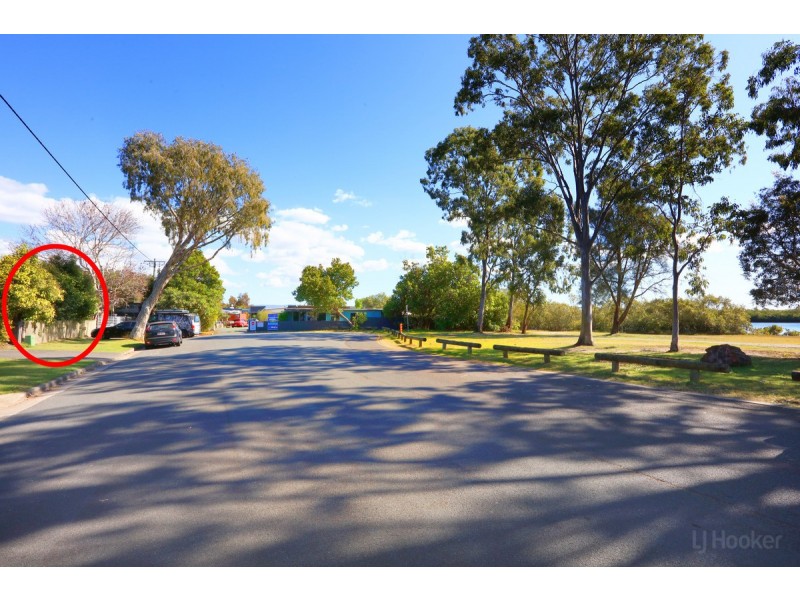 15 The Esplanade, Coombabah QLD 4216