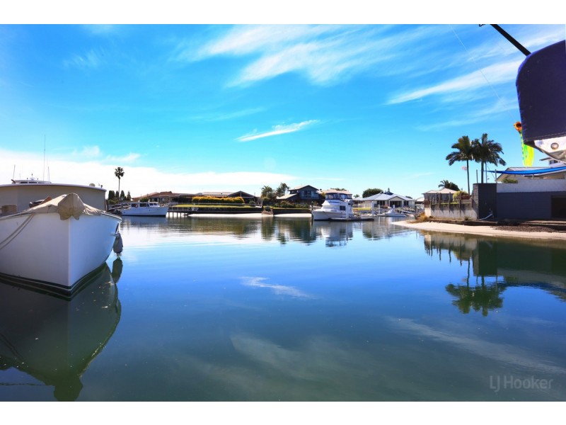 15 Oxley Drive, Paradise Point QLD 4216