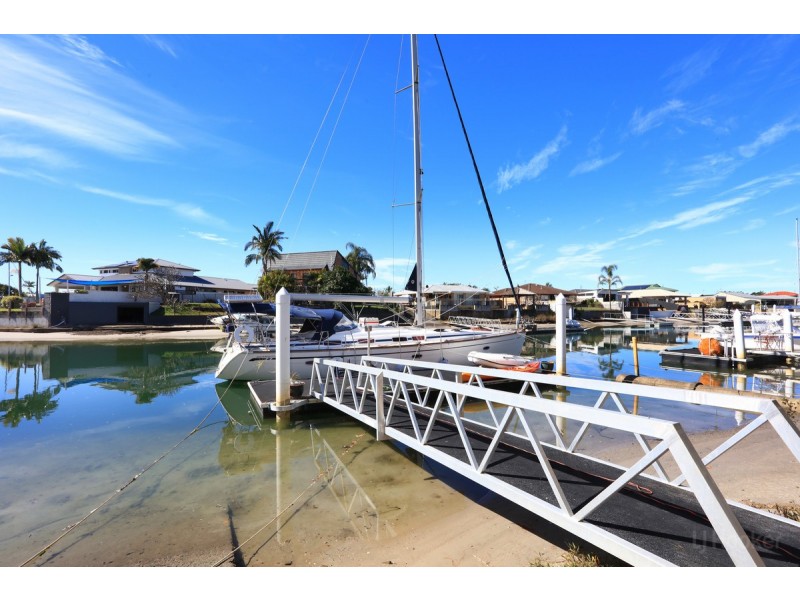 15 Oxley Drive, Paradise Point QLD 4216