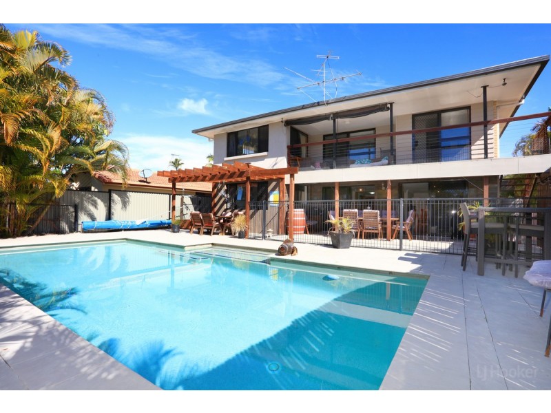 15 Oxley Drive, Paradise Point QLD 4216