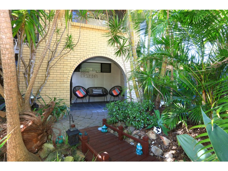 15 Oxley Drive, Paradise Point QLD 4216