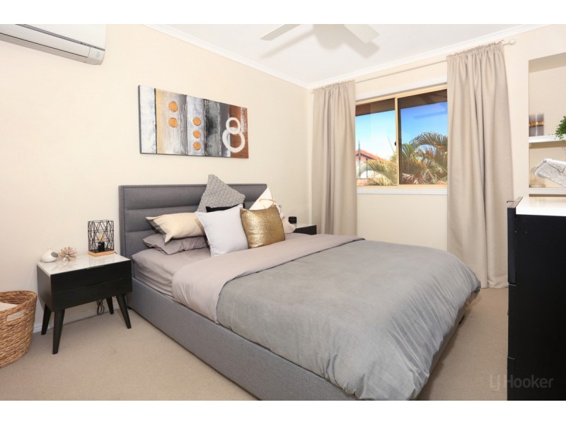 6/427 Oxley Drive, Runaway Bay QLD 4216