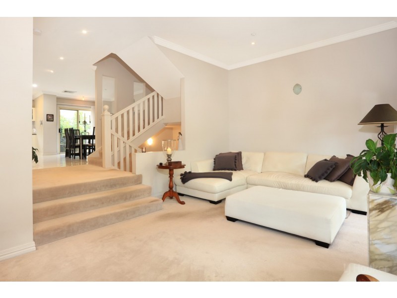 6/14 Pendraat Parade, Hope Island QLD 4212