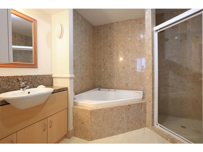 6/14 Pendraat Parade, Hope Island QLD 4212