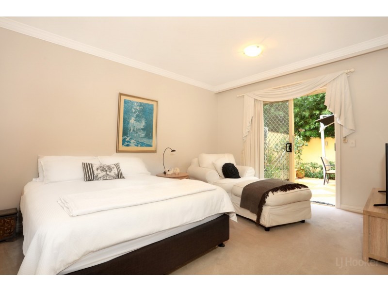 6/14 Pendraat Parade, Hope Island QLD 4212