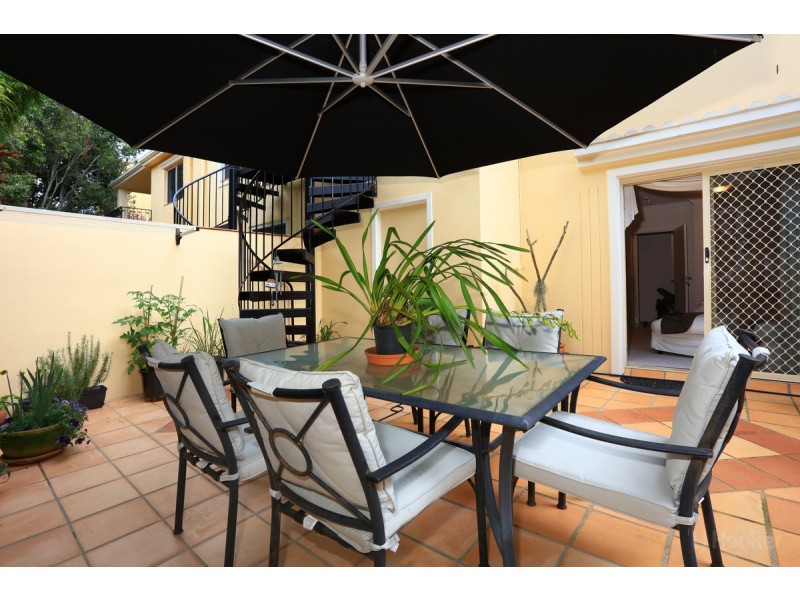 6/14 Pendraat Parade, Hope Island QLD 4212