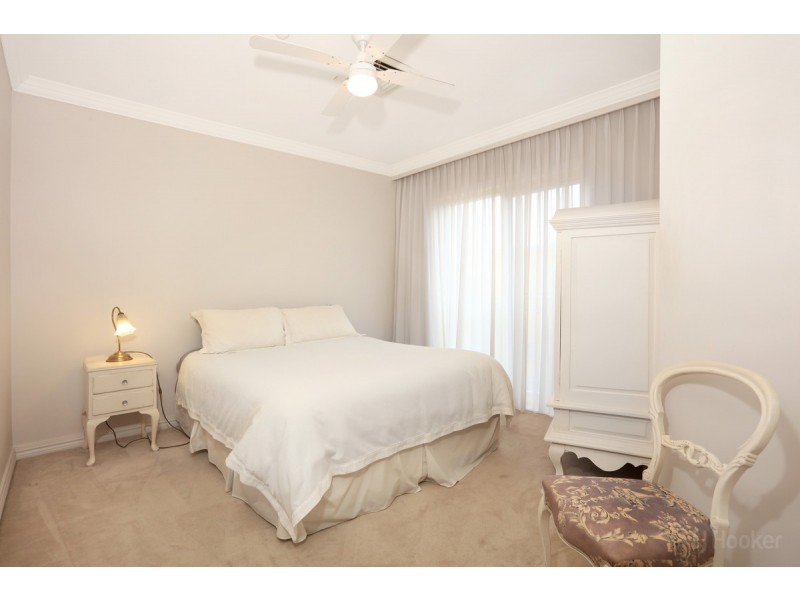 6/14 Pendraat Parade, Hope Island QLD 4212