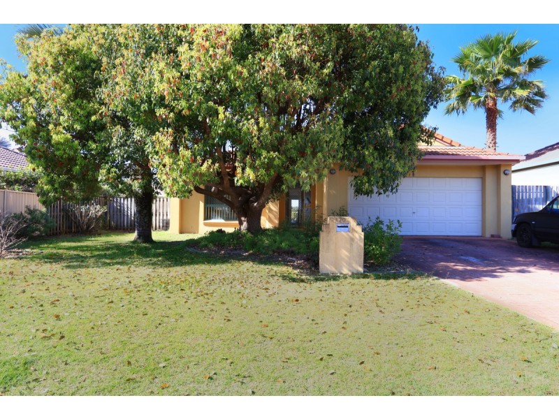 70 Burrendong Road, Coombabah QLD 4216