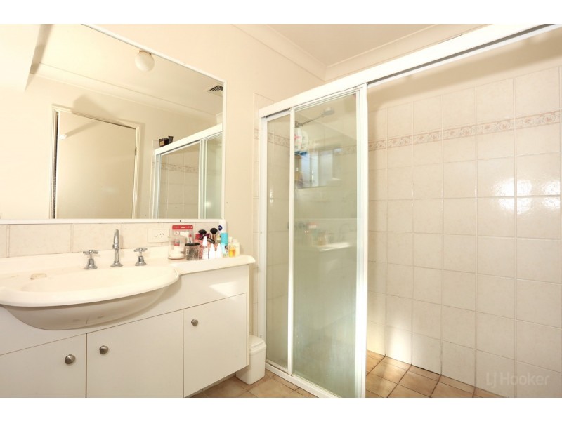 70 Burrendong Road, Coombabah QLD 4216