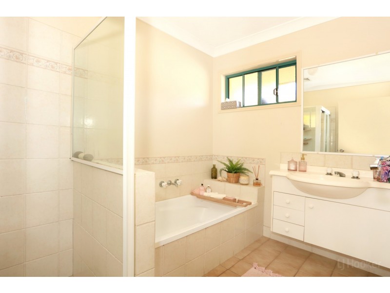 70 Burrendong Road, Coombabah QLD 4216