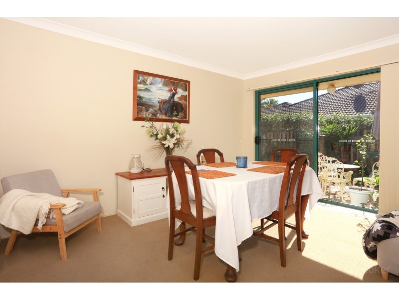 70 Burrendong Road, Coombabah QLD 4216