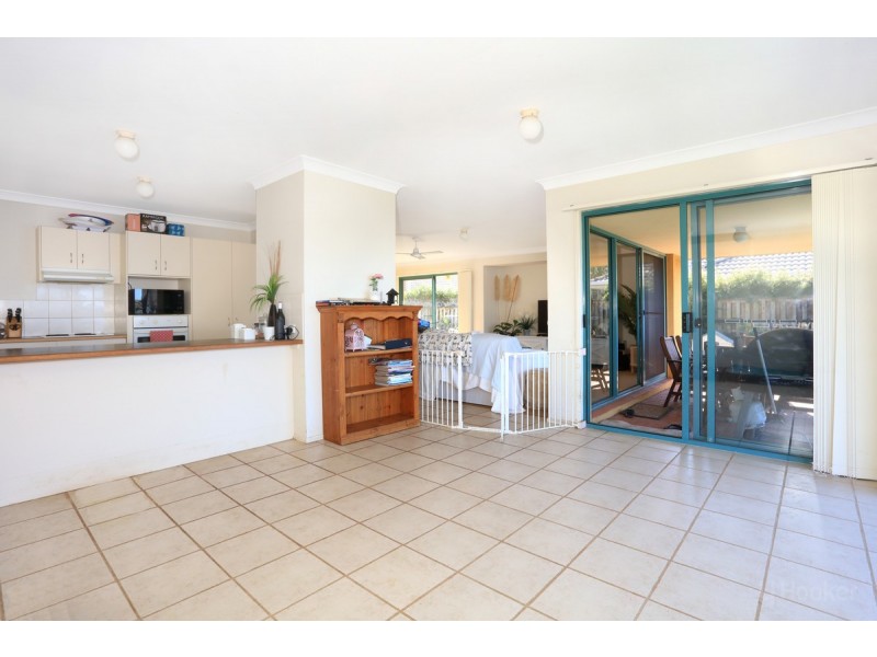 70 Burrendong Road, Coombabah QLD 4216