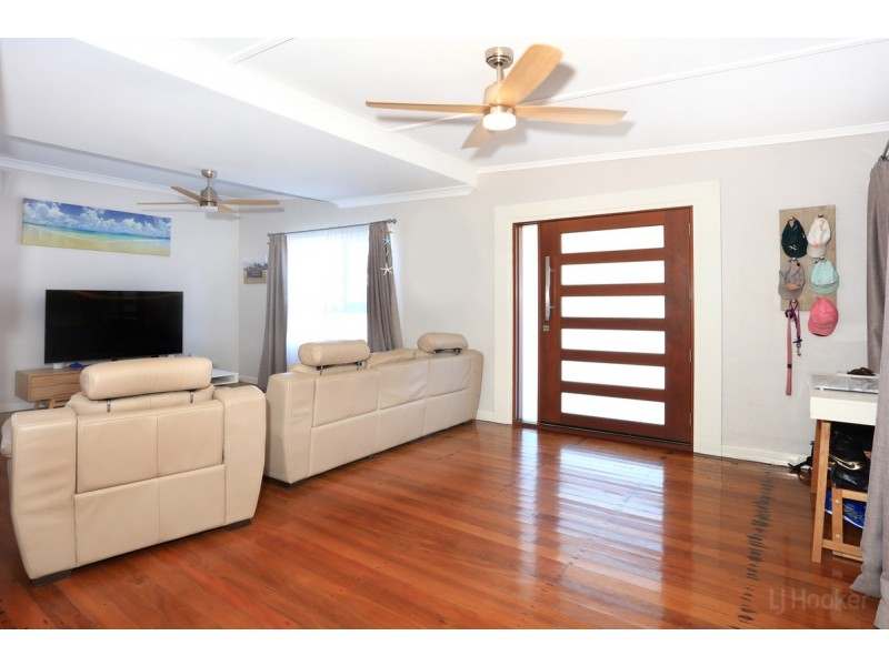 26 Tallara Street, Coombabah QLD 4216