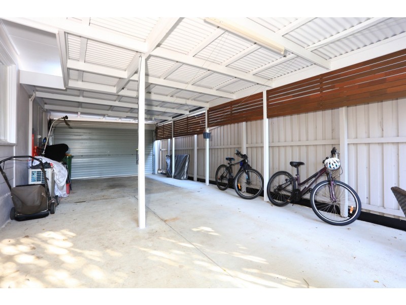 26 Tallara Street, Coombabah QLD 4216