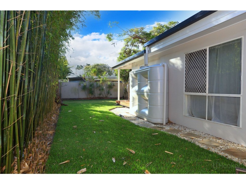 26 Tallara Street, Coombabah QLD 4216