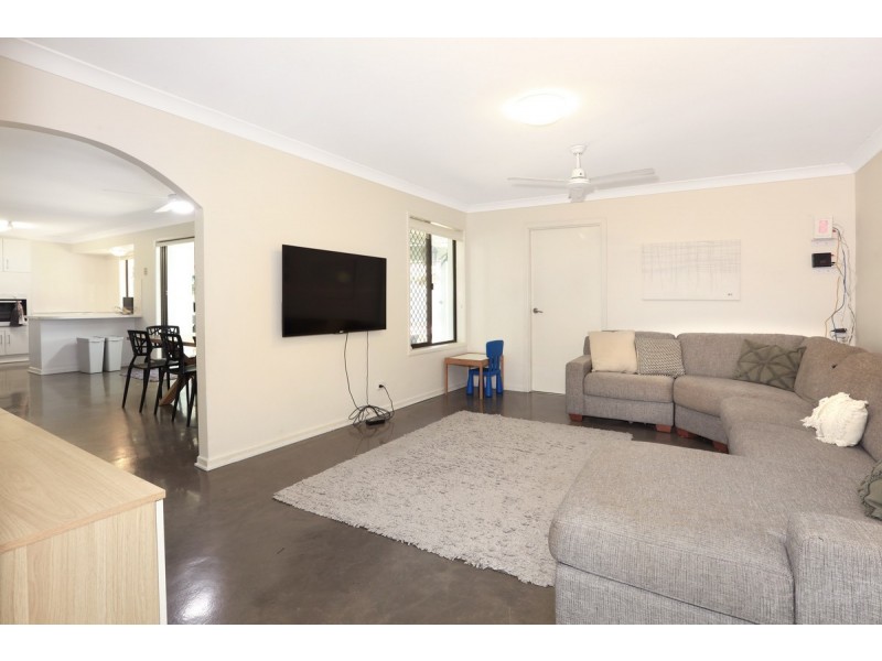 20 Doreen Drive, Coombabah QLD 4216