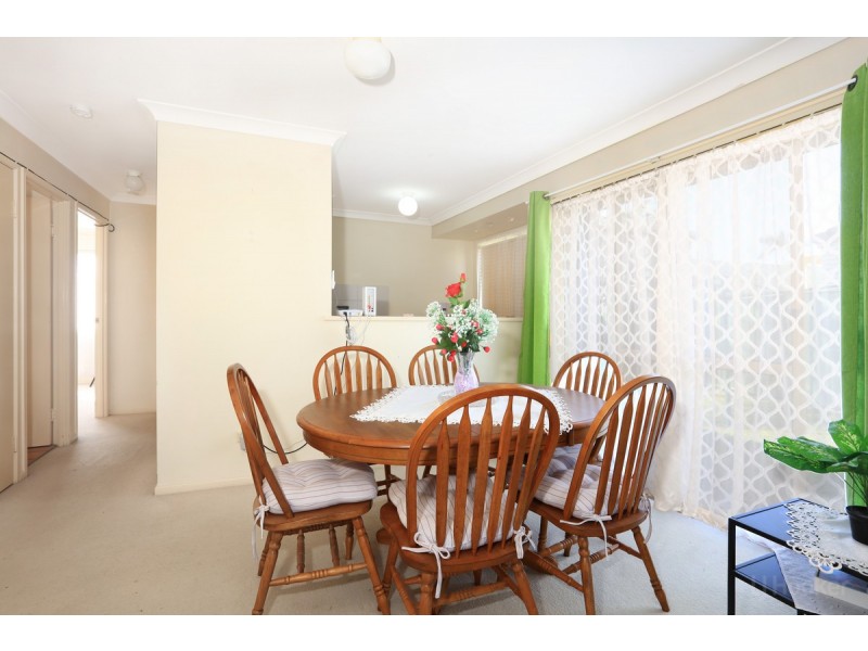 2/23 Crystal Reef Drive, Coombabah QLD 4216