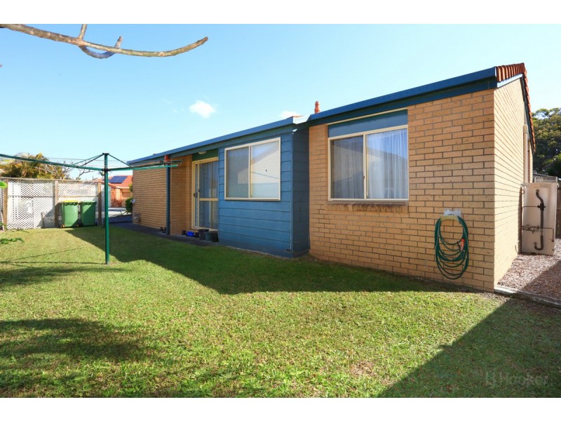 2/23 Crystal Reef Drive, Coombabah QLD 4216