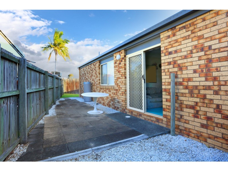 2/16 Crystal Reef Drive, Coombabah QLD 4216