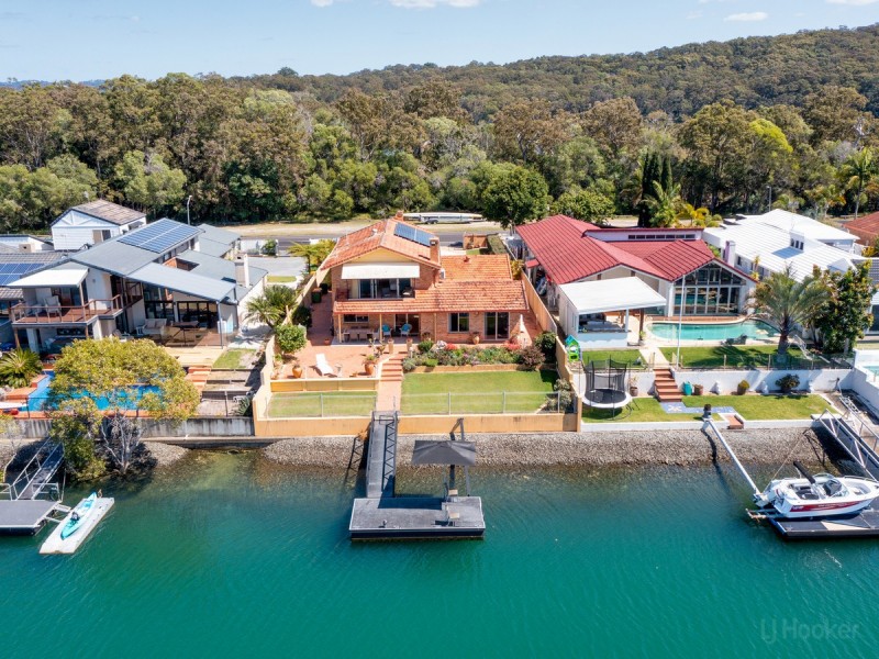 116 Tallebudgera Drive, Palm Beach QLD 4221