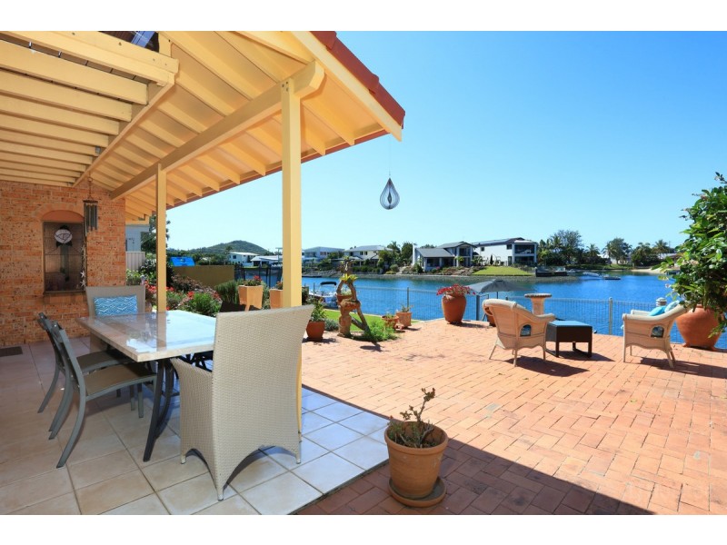 116 Tallebudgera Drive, Palm Beach QLD 4221