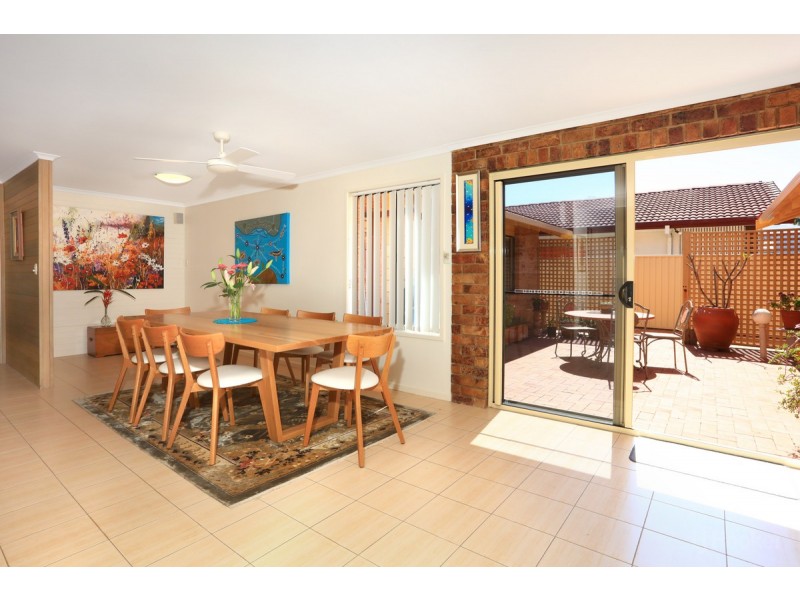 116 Tallebudgera Drive, Palm Beach QLD 4221